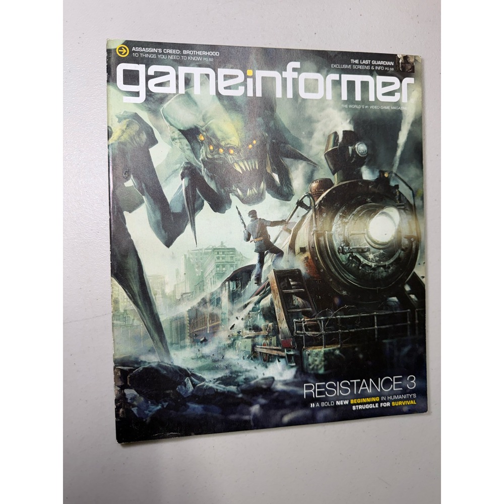 Game Informer Magazine Resistance 3 Cover Assassin's Creed Brotherhood Issue‎